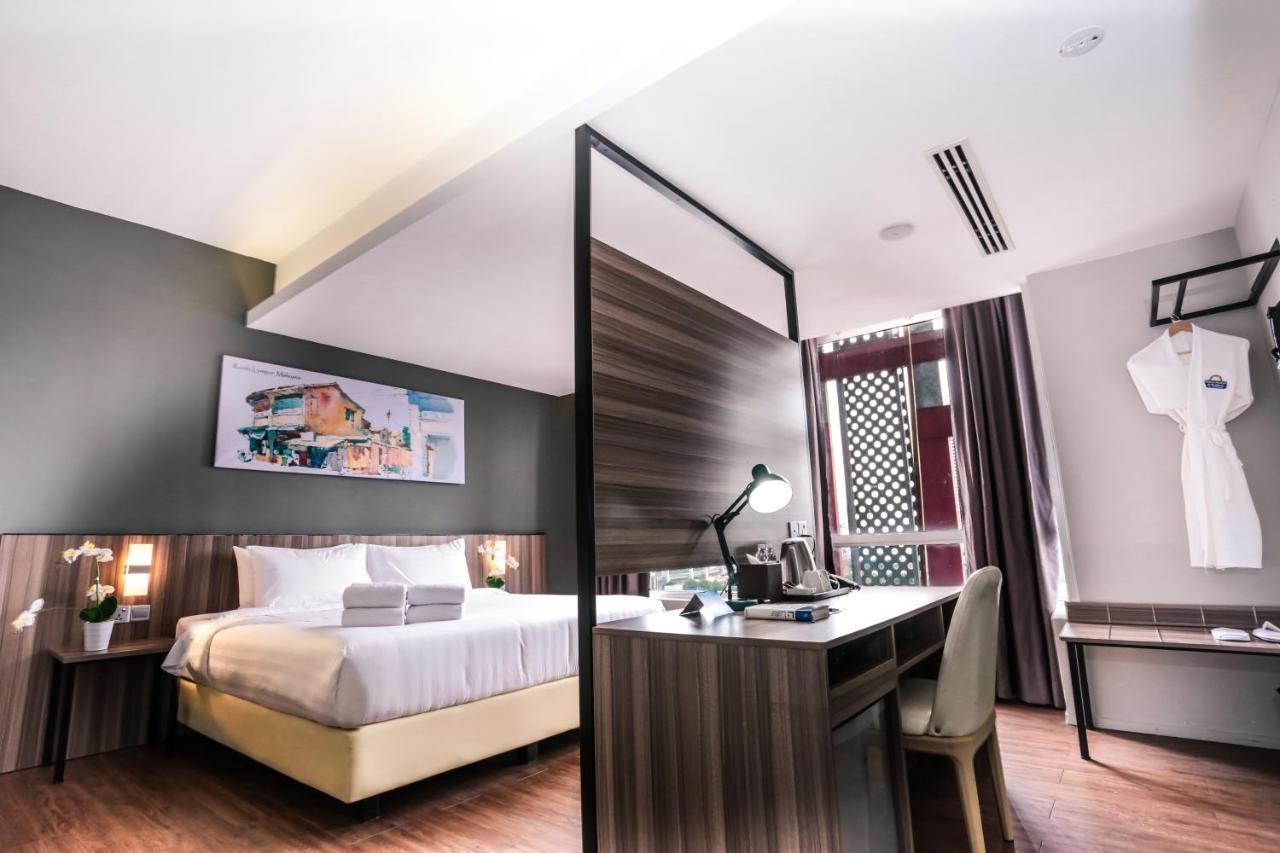 Days Hotel & Suites By Wyndham Kl - Chan Sow Lin Mrt Or Lrt Kuala Lumpur Dış mekan fotoğraf