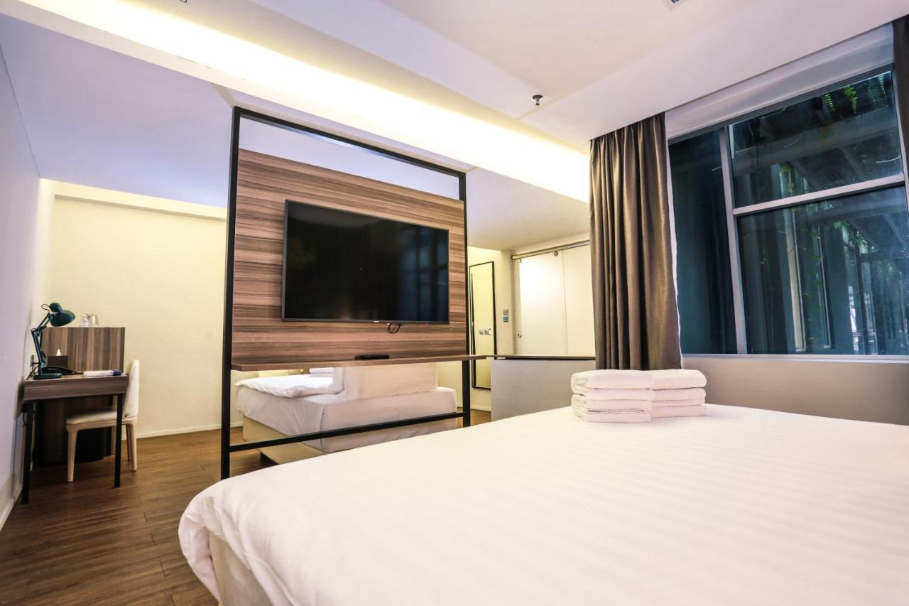 Days Hotel & Suites By Wyndham Kl - Chan Sow Lin Mrt Or Lrt Kuala Lumpur Dış mekan fotoğraf