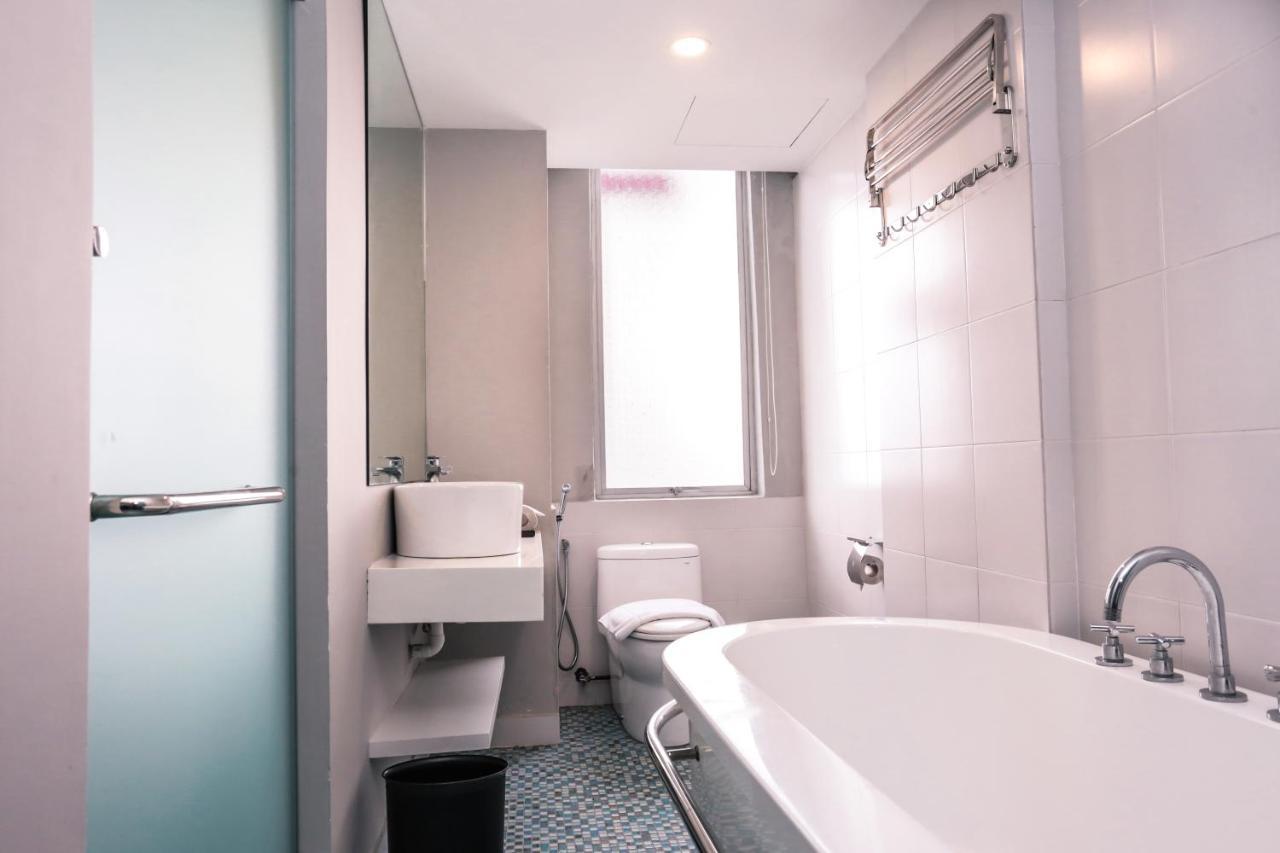 Days Hotel & Suites By Wyndham Kl - Chan Sow Lin Mrt Or Lrt Kuala Lumpur Dış mekan fotoğraf