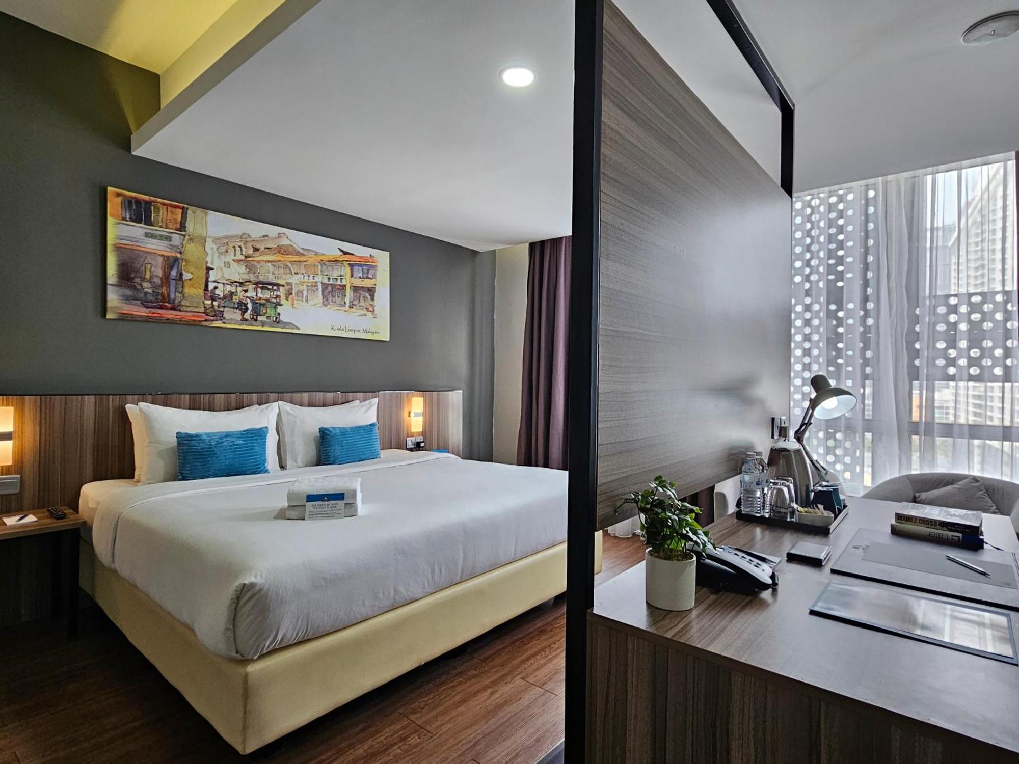Days Hotel & Suites By Wyndham Kl - Chan Sow Lin Mrt Or Lrt Kuala Lumpur Dış mekan fotoğraf